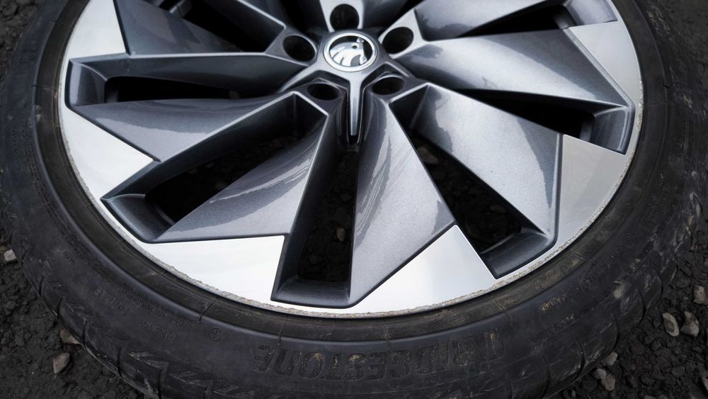 Koła Skoda Enyaq IV Kodiaq GT Superb Scout 21 cali 5x112 ET42 255/40