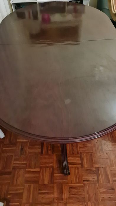 Mesa de jantar com 6 cadeiras