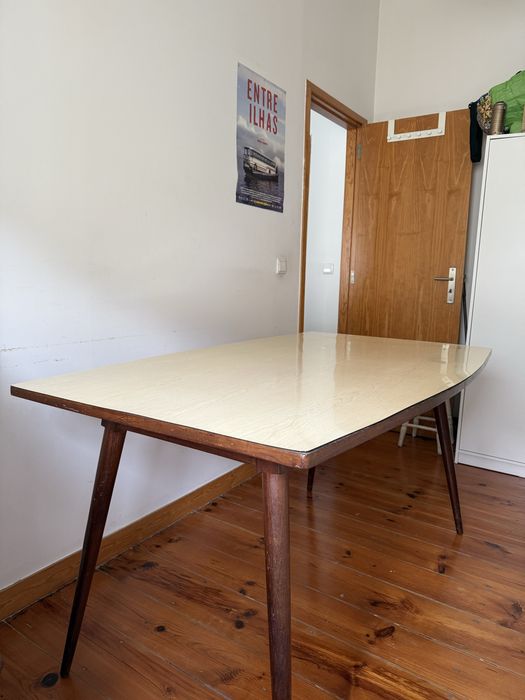 Mesa Vintage estilo olaio