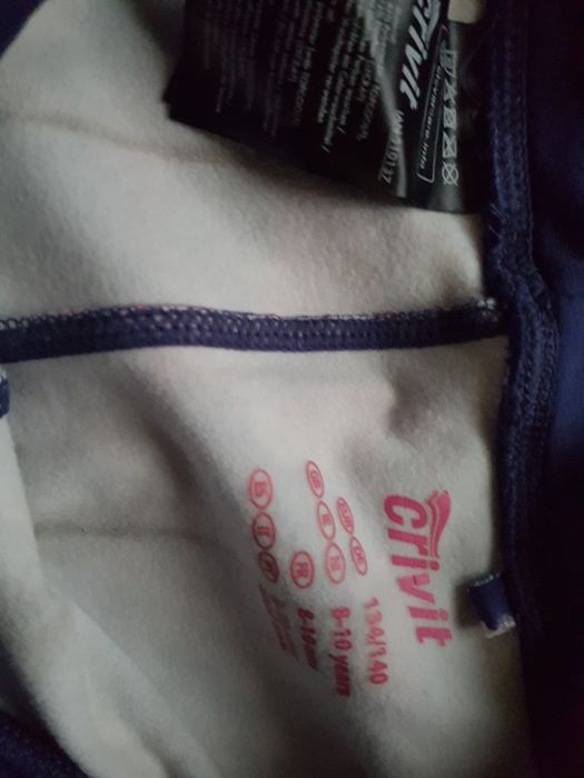 Sportowe legginsy dziewczęce we wzorek ocieplane Crivir 134-140