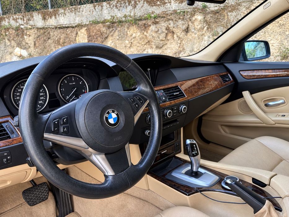 BMW 525d Touring Nacional Automática