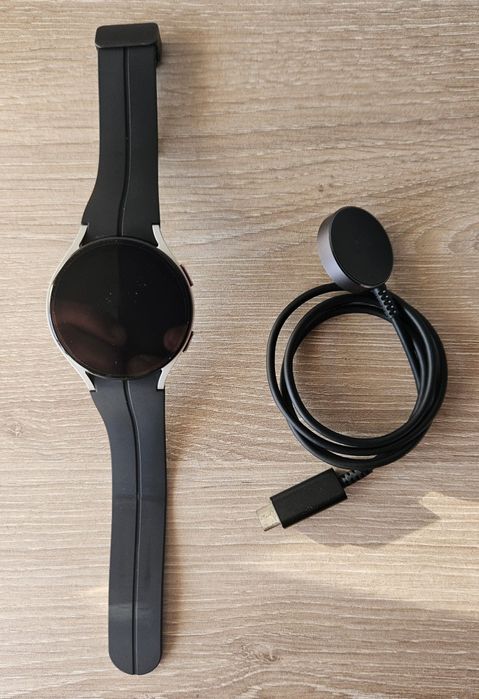 Samsung Galaxy Watch 5 Bluetooth, 44mm, em Pratead