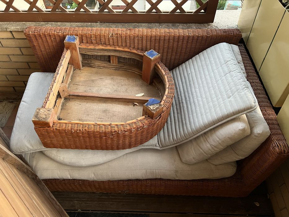 Sofa varanda / jardim - ratan - usado