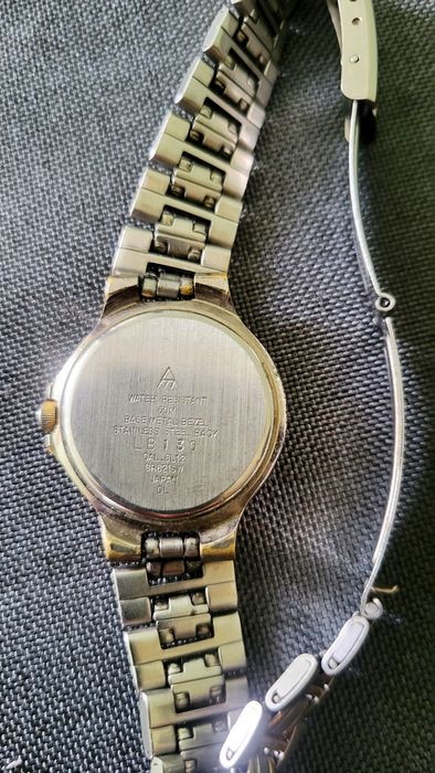 Годинник Accurist жіночий
