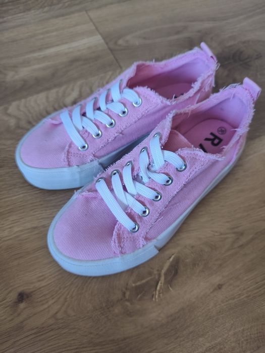 Tenisówki na platformie 36