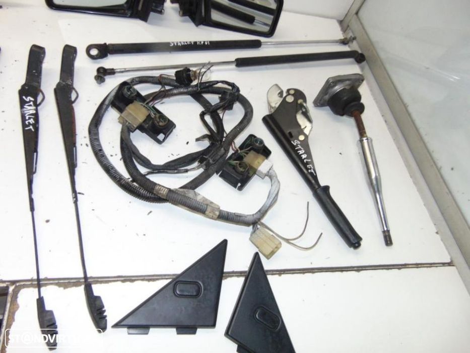 Toyota Starlet KP61 servo-freio " usado em bom estado