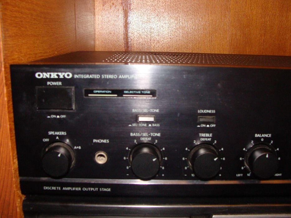 Усилитель Onkyo A 8150