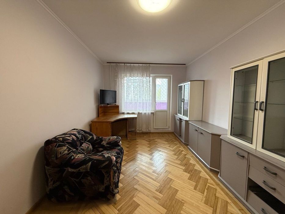 Оренда 2 кімн квартири Троєщина Червоної Калини 15В ( в мин. Маяковського )