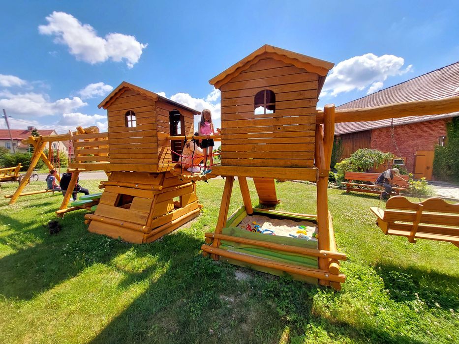 Noclegi APARTAMENTY kuchnia łazienka NIEMODLIN noclegi hotel parking