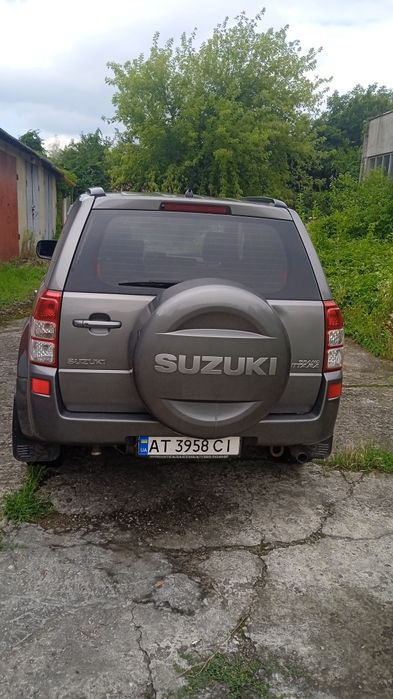 Продам авто Сузуки гранд вітара 2літра автомат газ бенз