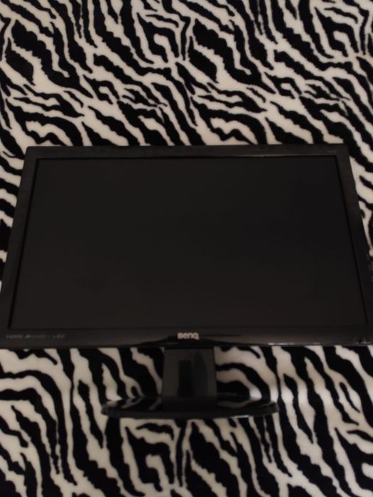 Monitor BenQ 22” Full HD 60Hz !