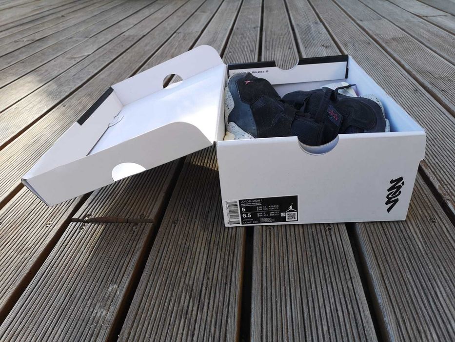 Ténis basquetebol Nike Air Jordan - Zion 2 - 37.5