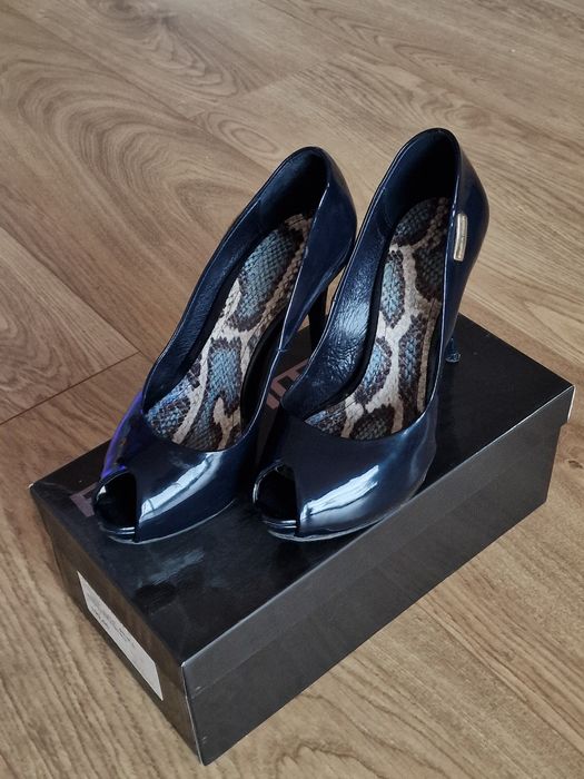Buty granatowe lakierowane 36 Prima Moda