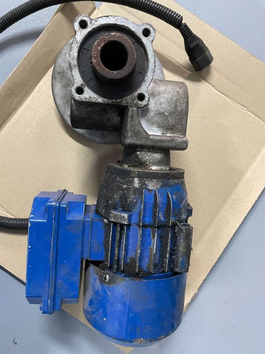 Silnik z przekładnią do pieca CO 0,09kW Elektromet