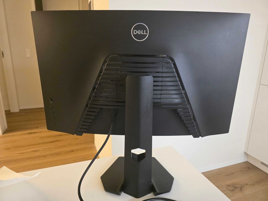 Monitor Dell S2721HGF · 27'' · 1920×1080 · VA · 144 Hz