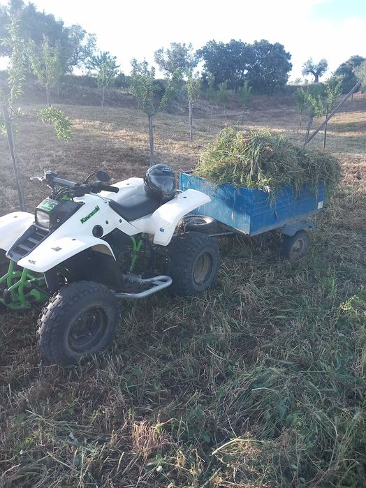 Kawasaki ksf 250 em bom estado geral