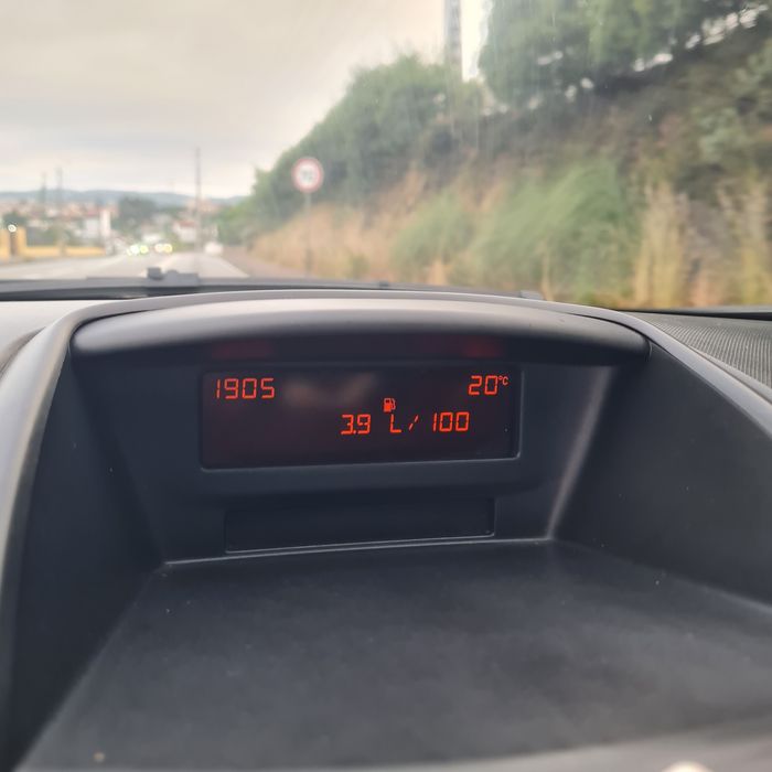 Peugeot 207 1.4 hdi 2 lugares