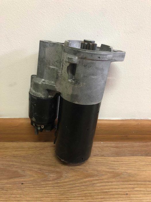 Стартер 3.2 Volkswagen Touareg 012911023 Туарег Таурег 2003-2006