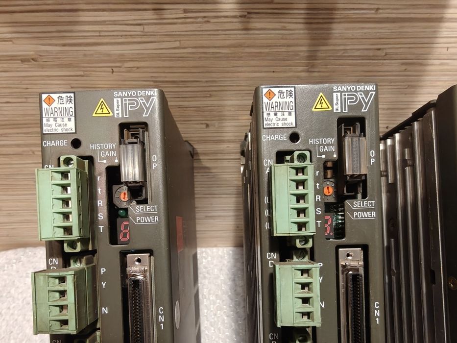 SANYO DENKI servo serwonapęd PY2A015A3-AL