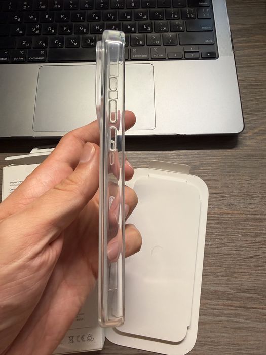 Оригінальний Apple Clear Case with MagSafe для iPhone 17 Pro