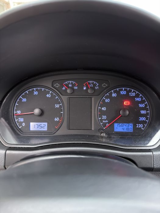 VW polo 2002 com 158.434kms