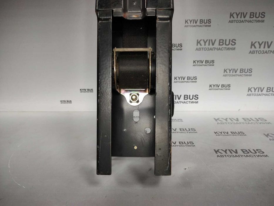 Стійка ременя безпеки пасажирська Спринтер 903