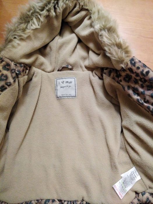 Куртка для дівчинки