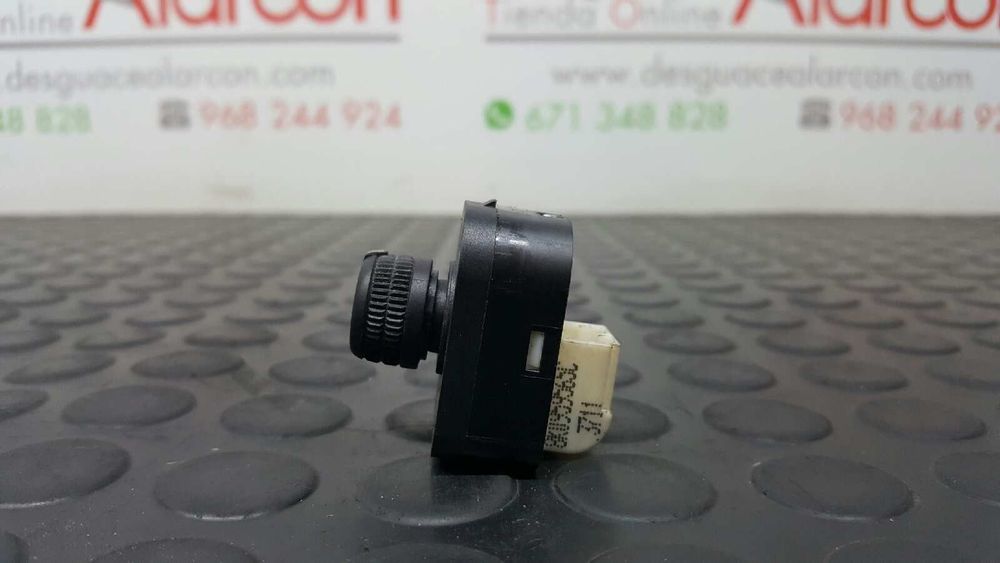 CONTROLADOR DE VISÃO TRASEIRA AUDI A4 BER. (B8) BáSICO