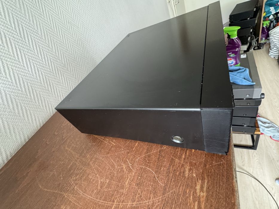 Equalizer Technics SH-E60