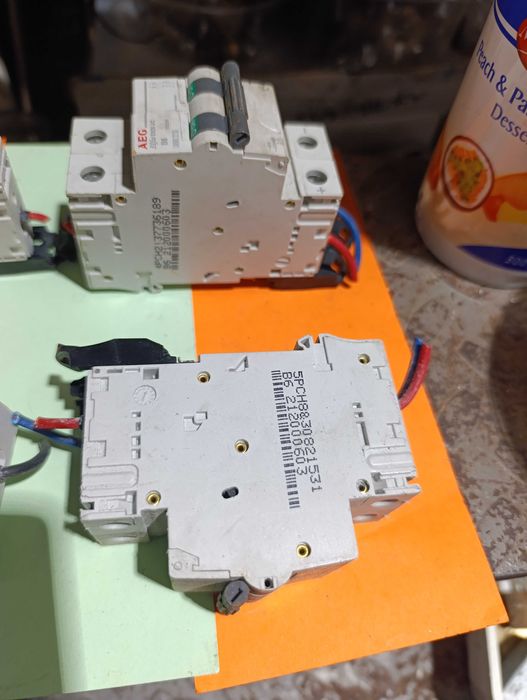 Рубильник (автомат) с предохранителем E91/32 (E92/32)