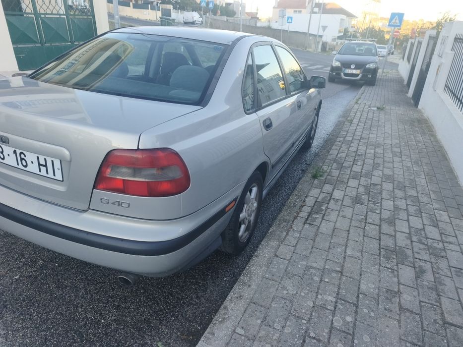 Volvo S40  1.8 115 cv "LER DISCRIMINAÇÃO"