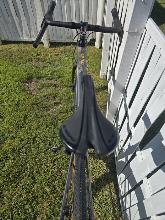 Gravel ICe (Lobito) GV 10 carbono