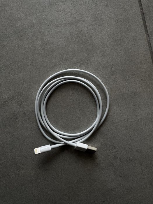 Apple USB to Lightning кабель (iPhone)