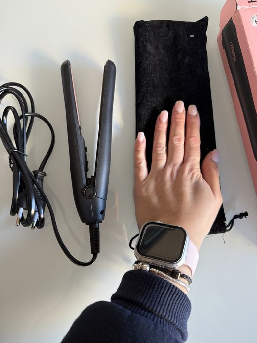 Prancha de cabelo formato viagem