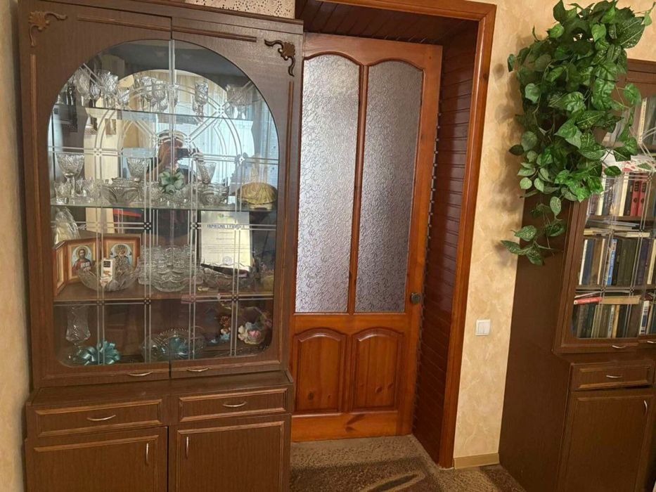 Продается добротная 3к квартира