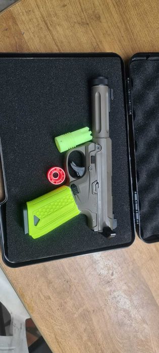 Vendo arma de Airsoft AAPP-01 COM EXTRAS