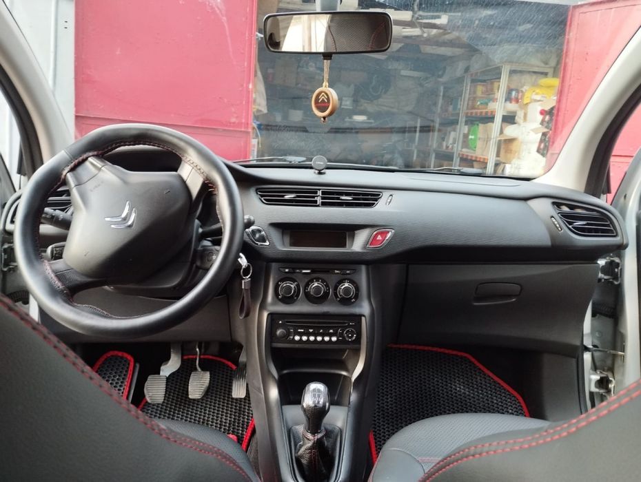 Citroen C3 2011 року
