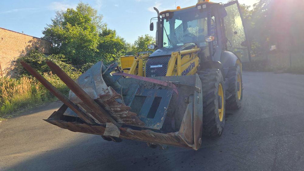 Kopartko-ładowarka Komatsu WB97s 2022r