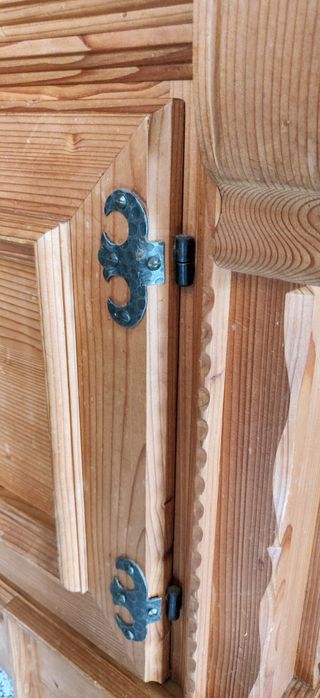 Arca de "madeira Suiça"