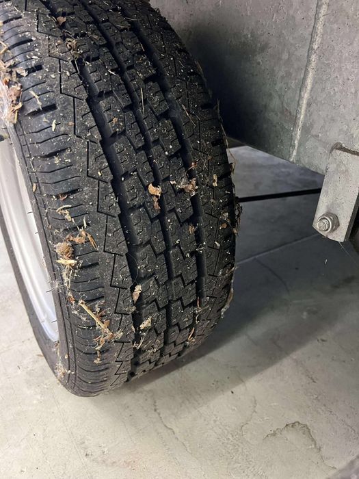 Reboque fechado 3500kg