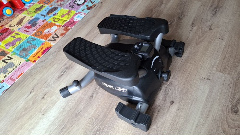 Stepper skrętny Reebok z licznikiem i regulacją