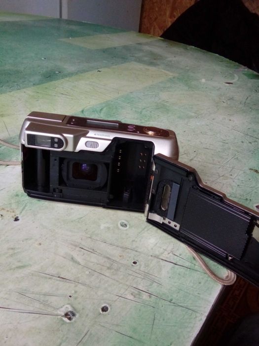 Пленочный фотоапарат Nikon
