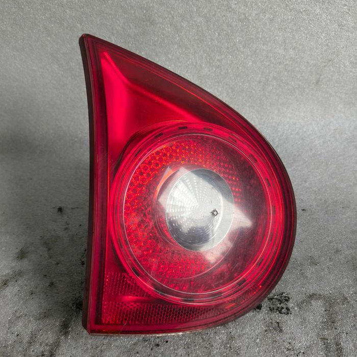 Lampa lewy tył z klapy VW Golf V 285.001 FV Transport/Dostawa
