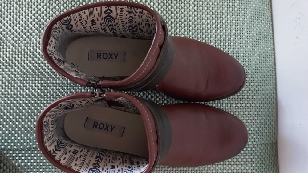 Botins Roxy em muito boas condições