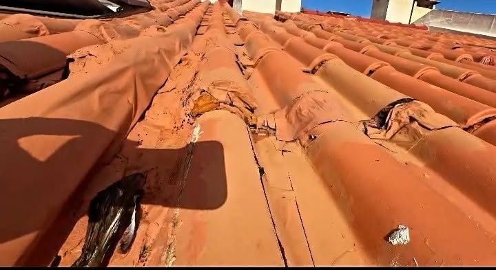 Dany Silva Construções / Remodelações, Pladour, Pintura, Impermeabilização, Pechelaria entre outros