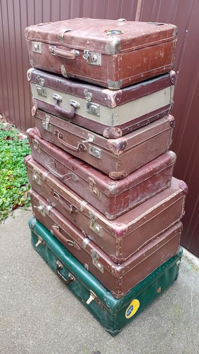 Stara walizka lampką stojąca Singer radio lampowe