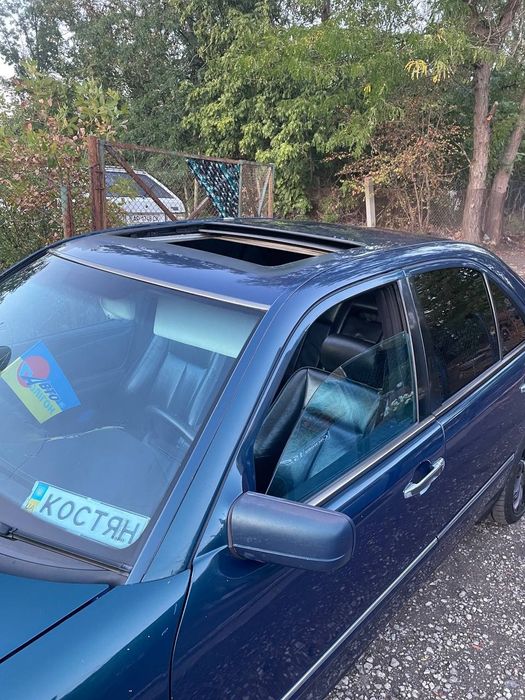 Продам или обмен мерс 210