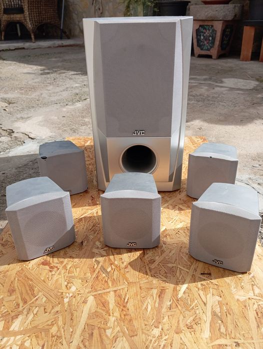 Colunas de Som JVC usadas