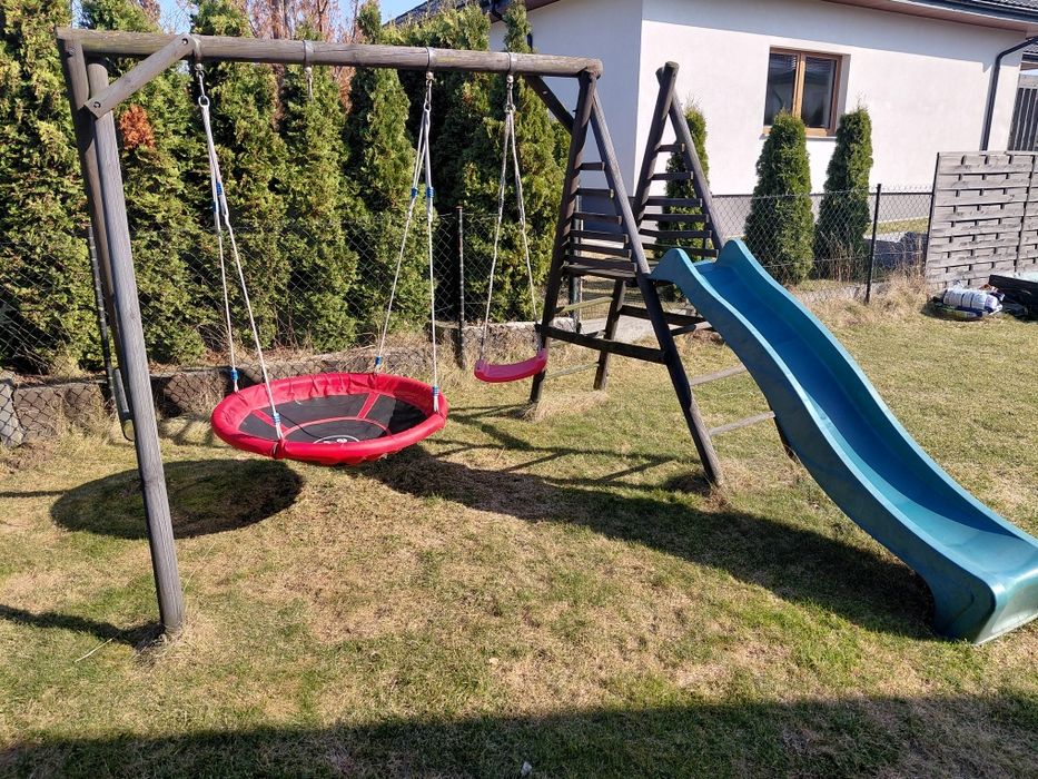 Huśtawka ogrodowa zjeżdżalnia