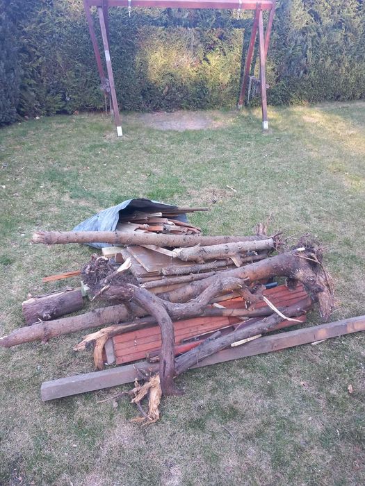 Drewno z rozbiórki